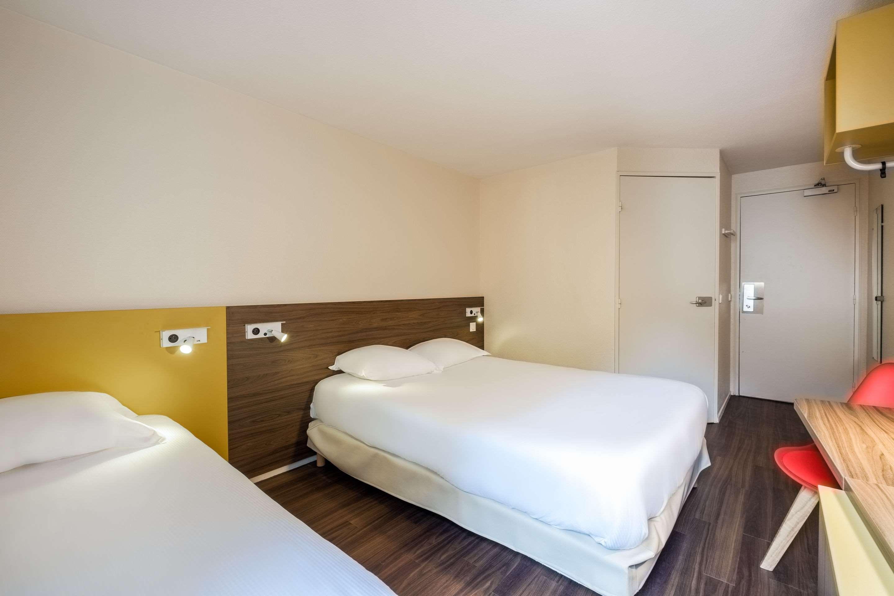Comfort Hotel Lille Lomme Exterior photo