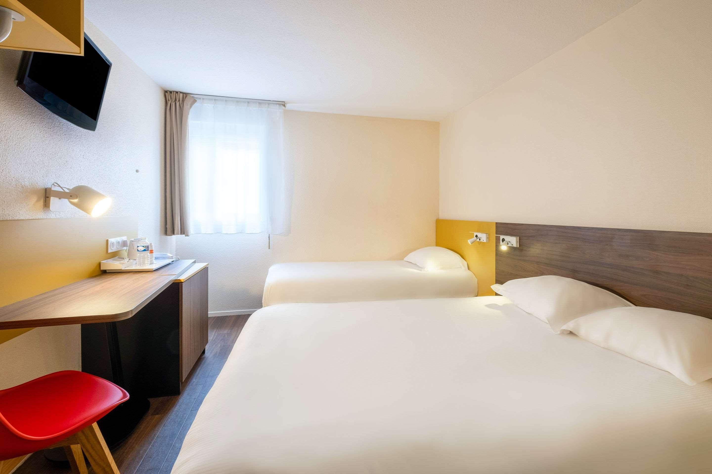 Comfort Hotel Lille Lomme Exterior photo