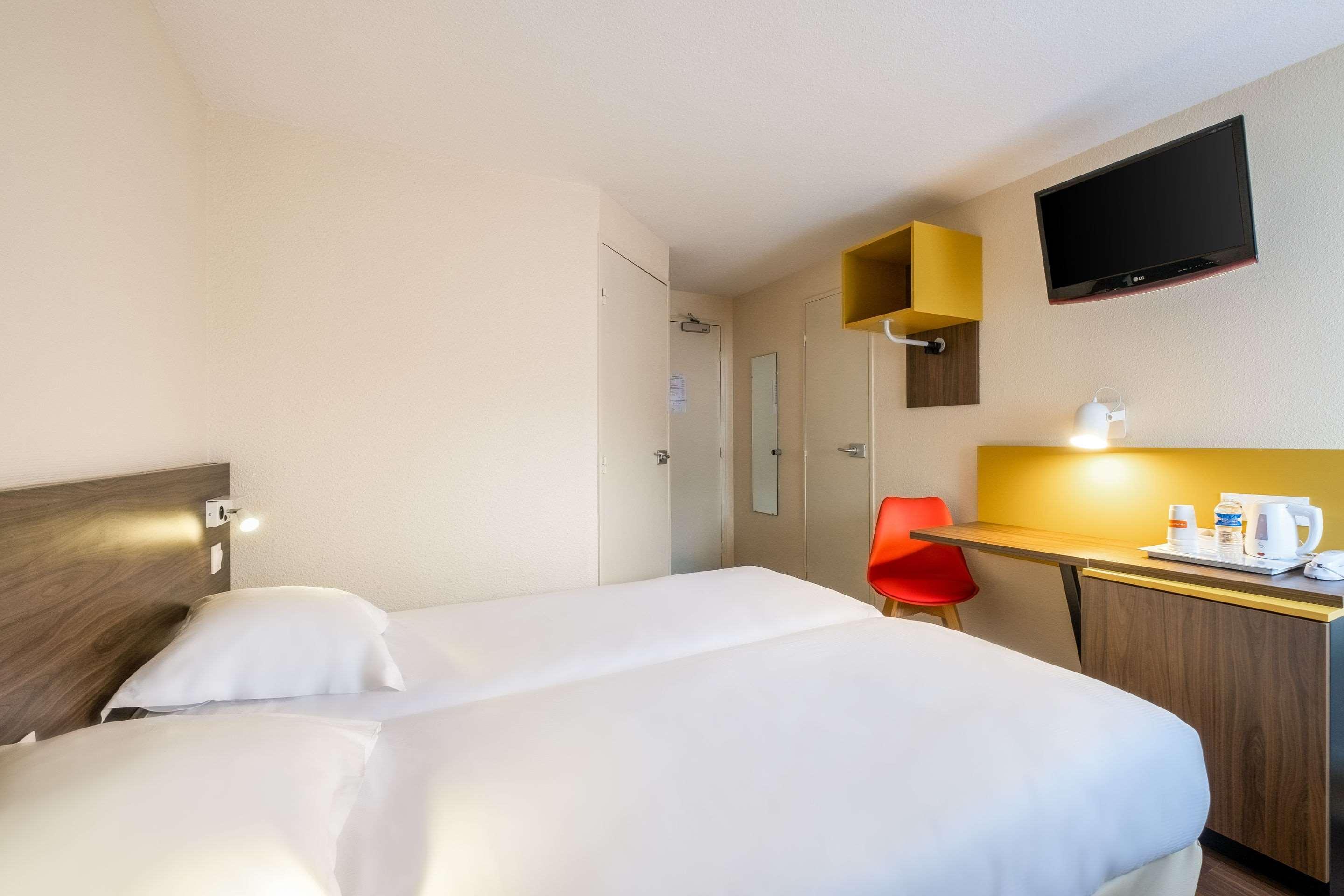 Comfort Hotel Lille Lomme Exterior photo